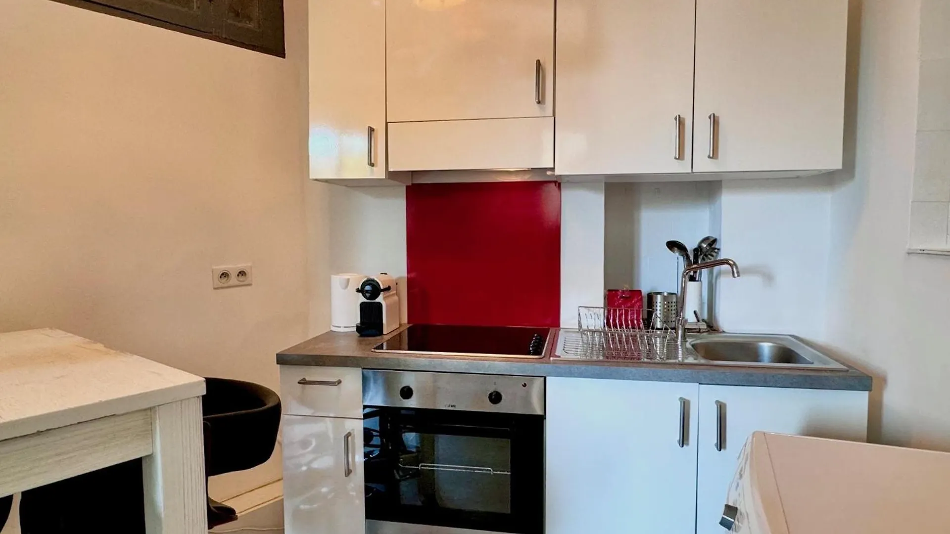 Aparthotel Riviera - Maison Alban - Old Port Nice France