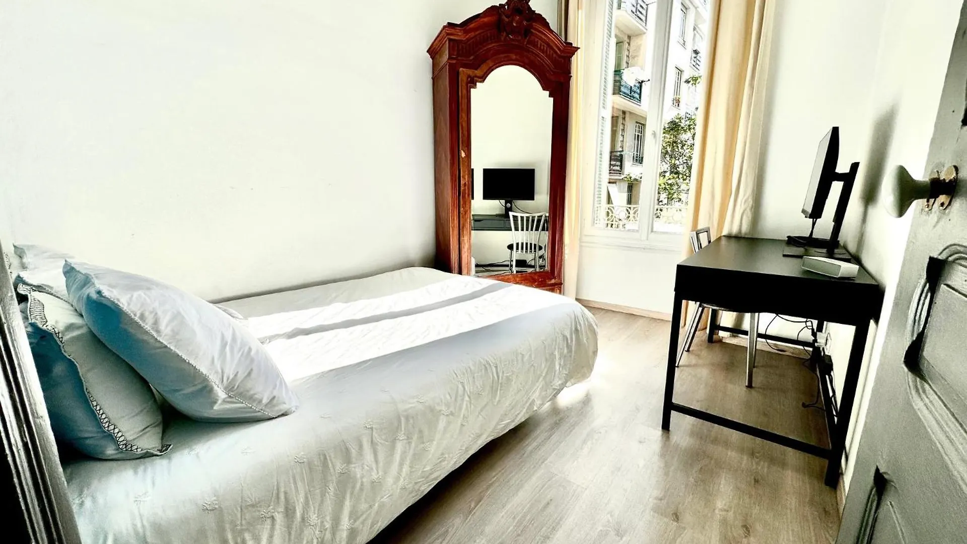 Aparthotel Riviera - Maison Alban - Old Port Nice 0*,